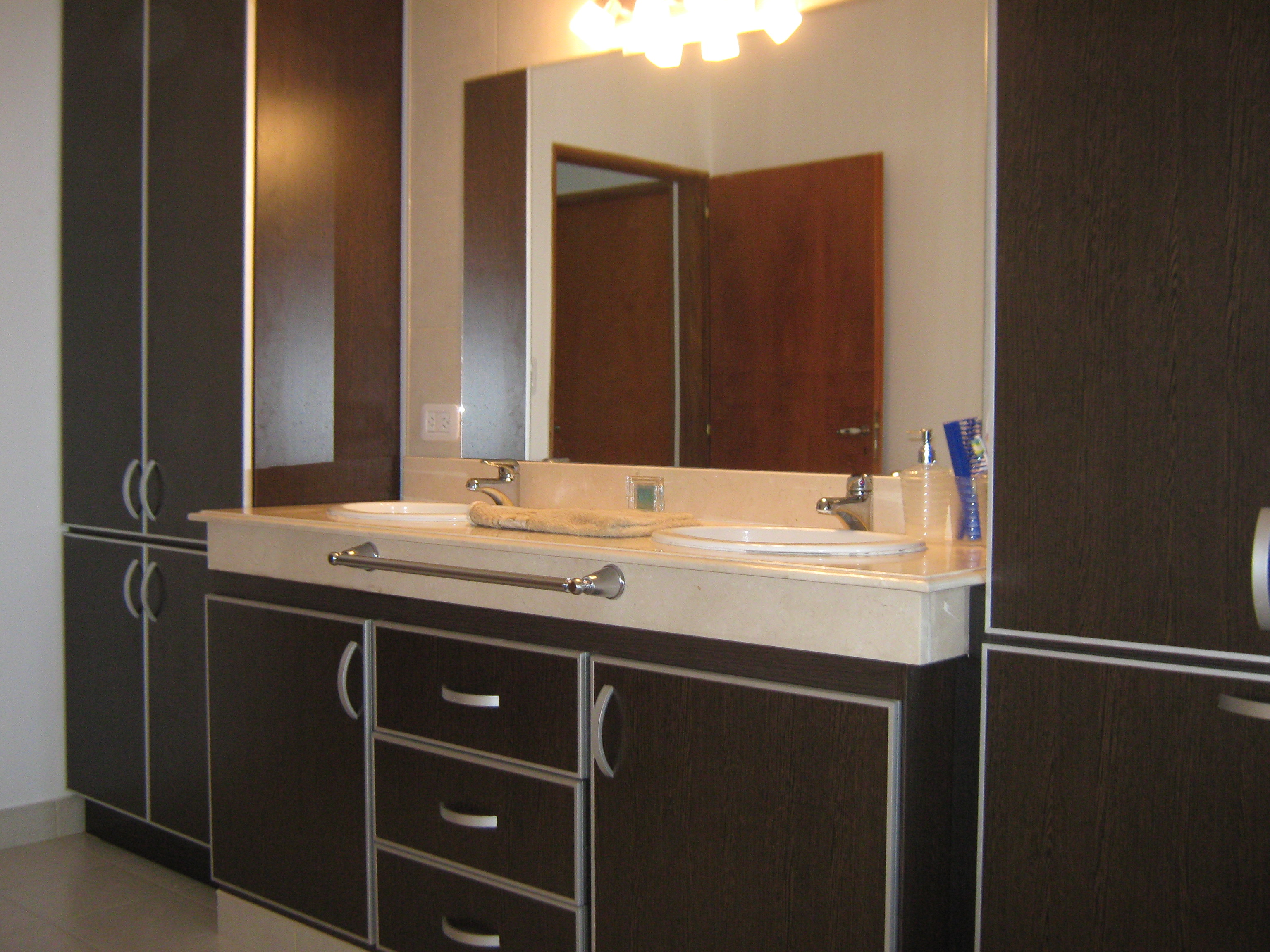 mueble para baño 7 – Alumil